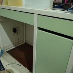 IKEA　MIKKE　学習机　中古