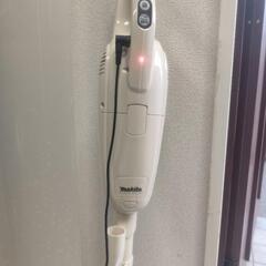 ✰お買い得✰マキタ　スティック掃除機✨️