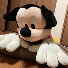 特大ミッキーぬいぐるみ乗り物の画像