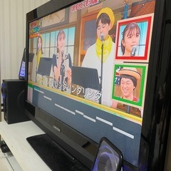 液晶テレビ2台の画像