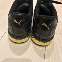 PUMA スニーカーの画像