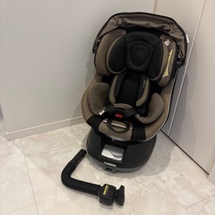 コンビ　ネルームチャイルドシート