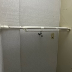 洗濯機収納突っ張り棒