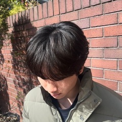 助けてください！明日8時半カットトリートメント無料です！
