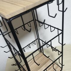 回転ジュエリータワー　アイアンワード　ディスプレイスタンド　アクセサリー　小物の画像