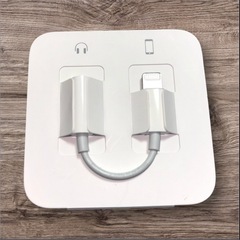 【新品未使用】Apple iPhone 純正付属品 3点セット アダプター 充電コード イヤホンの画像