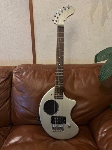 アンプ内蔵エレキギター　デジZOハイパー