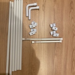 ダイソー　立てかけハンガーラック500円商品の画像