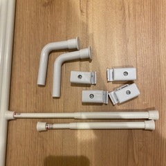 ダイソー　立てかけハンガーラック500円商品の画像