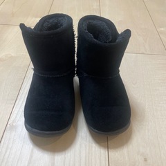 ムートンブーツ　15センチ