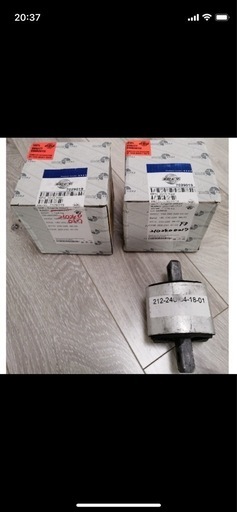 ベンツ W202 W203 W210 W211　エンジンミッションマウントセット