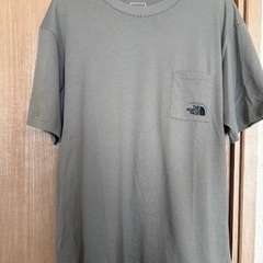 ノースフェイスメンズTシャツ