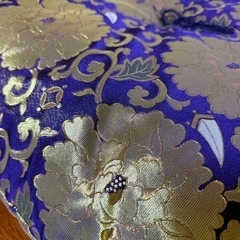 お譲り先が決まりました！【美品】御前座布団 法要・法事・仏前・仏壇・お寺さん用座布団 (金色)の画像