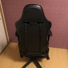 ゲーミングチェアの画像