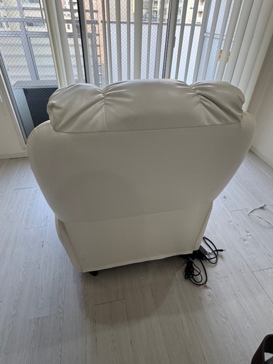 リクライニングソファ　ホワイト①