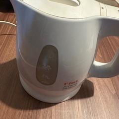 tfal  ティファール電気ケトル　0.8L