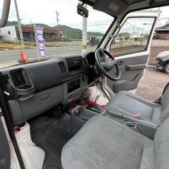 AT 箱バン、車検2年.エアコン、パワステ付きの画像