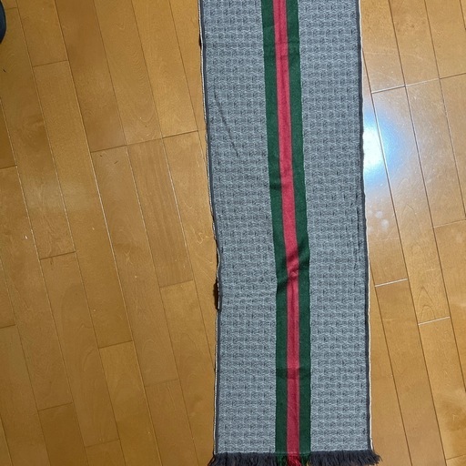 グッチマフラー