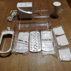 🔴未使用　Iwatani　電動ベジタブルスライサー　の画像