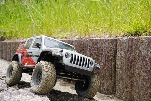 アキシャル　クローラー　ラジコン　axial scx10 iii