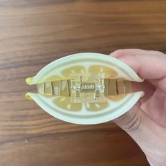 ニューヨーク購入　夏！　レモンの可愛いヘアクリップ　バカンスにも♪の画像