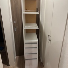 収納棚