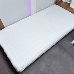 足つきマットレス　ベット　シングル