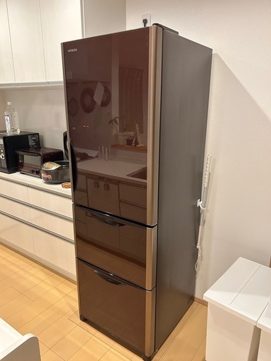 【今週末まで】日立　冷蔵庫　300L