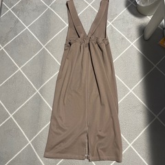 【他購入にて無料】　レディース　ワンピース　ジャンパースカート　服の画像