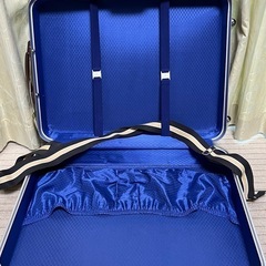 昭和レトロ 大きめキャリーケース　機内持ち込みの画像