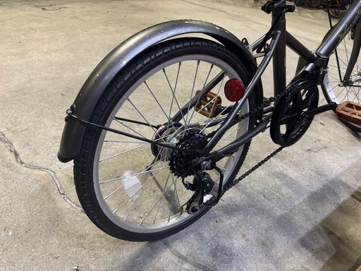 変速機能付き20インチ折りたたみ自転車