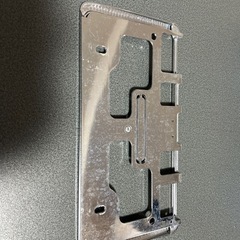 ストーン付きナンバーフレーム中古の画像