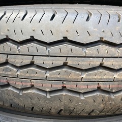 新車剥がしBS 195/80R15 24年製夏タイヤ【自-1 ①】