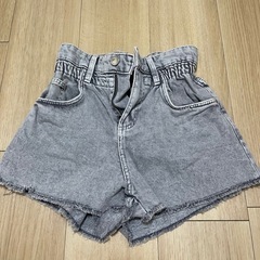 Bershka ショートパンツ