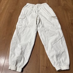GU パンツSサイズの画像