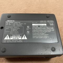 ＳＯＮＹ ハンディーカム用ＡＣチャージャー　ＡＣ－Ｖ７００の画像