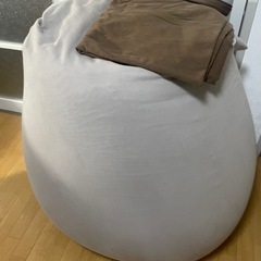 Yogibo Midi  ヨギボー ミディ　ライトグレー　+カバー1枚（ブラウン）の画像