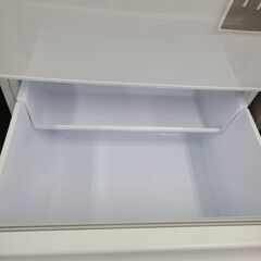 J9684　MITSUBISHI　ミツビシ　３ドア冷蔵庫　MR-CX37F-W　2021年製 クリーニング済み　【リユースのサカイ柏店】参考価格187,000円の画像