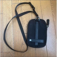 男女兼用　ZARA 人気　肩がけ　ボディバッグ　ポーチ　サコッシュの画像