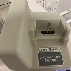 Panasonic NKJ033B リチウムイオン充電器　パナソニック