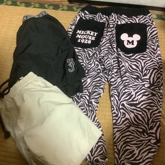 160㌢子供服4枚セット、必要な方にお譲りします。