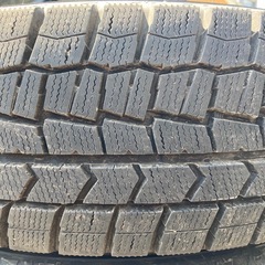 DUNLOP 205/60R16 24年製　スタッドレスタイヤ