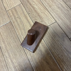 無印良品　　壁に掛けれるシリーズ　ウォールナット材の画像