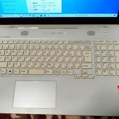 i7富士通ノートパソコンの画像