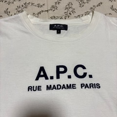 【A.P.C.】ロゴTシャツ ホワイト（Sサイズ）の画像