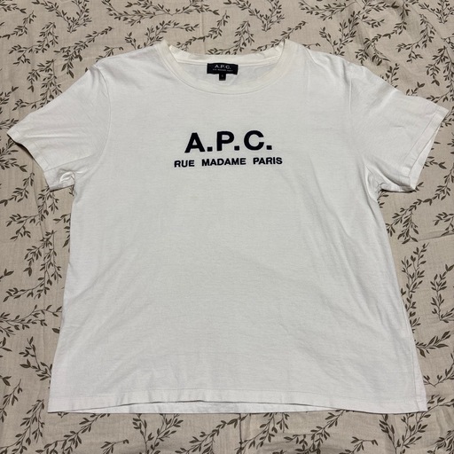 【A.P.C.】ロゴTシャツ ホワイト（Sサイズ）