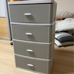 衣装ケース　2