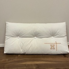 ベッドボード　クッション　背もたれ　三角　muse homeの画像
