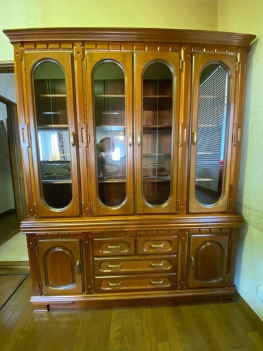 【値下げ】旭川家具　大型食器棚