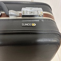SUNCO キャリーケースの画像